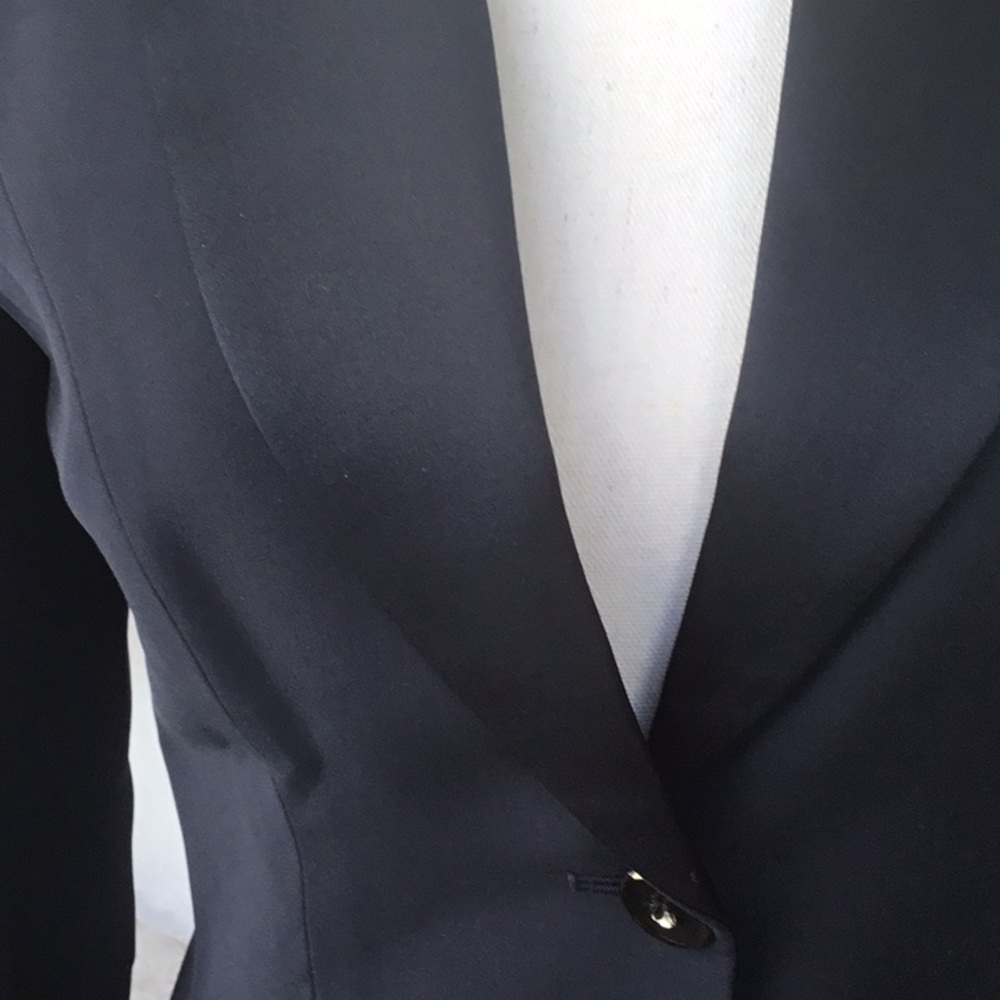 Jacket - Picture 3 of 6